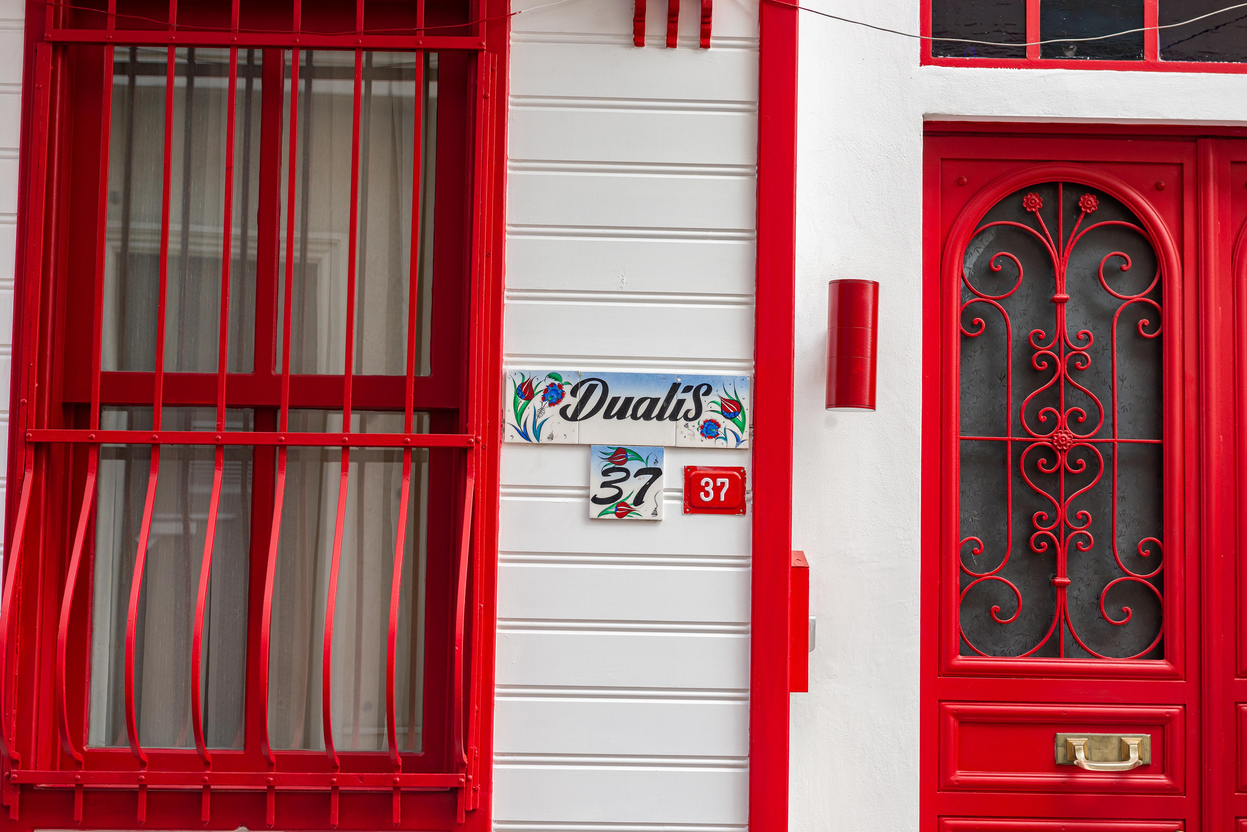 Dualis Hotel Istanbul Exterior photo